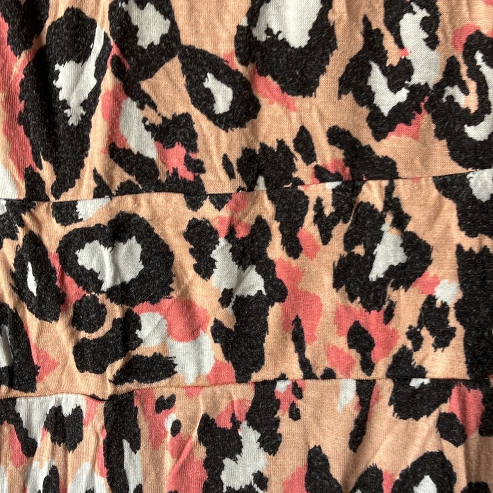 FINAL MARKDOWN Apt. 9 Petite dress with Floral Design petite med - Picture 11 of 11